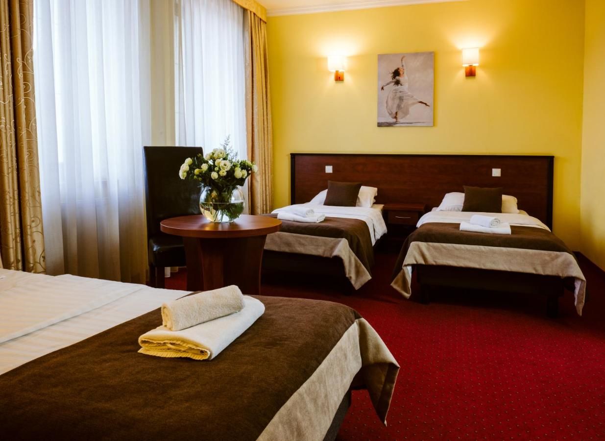 Отель Hotel Piotr Spa&Wellness Богушув-Горце-7